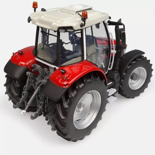 Universal Hobbies Massey Ferguson 5S.145 1:32